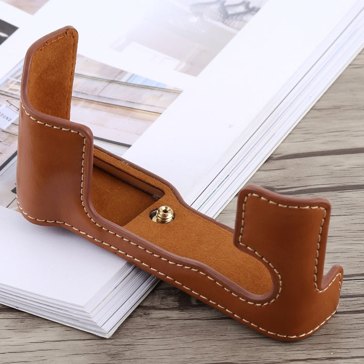 PU Leather Camera Half Case for FUJIFILM X-T10 / X-T20 (Brown) with 1/4 inch Thread