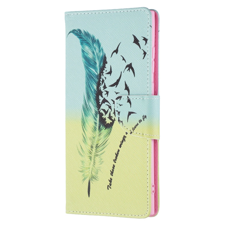 Samsung Galaxy S22 Ultra 5G Horizontal Flip Leather Case with Card Slots and Wallet (Feather Pattern)