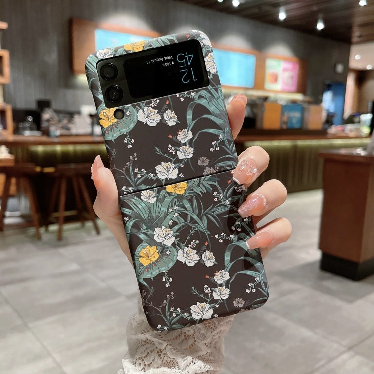 Frosted Flower Pattern Protective Phone Case for Samsung Galaxy Z Flip4 (Gardenia)