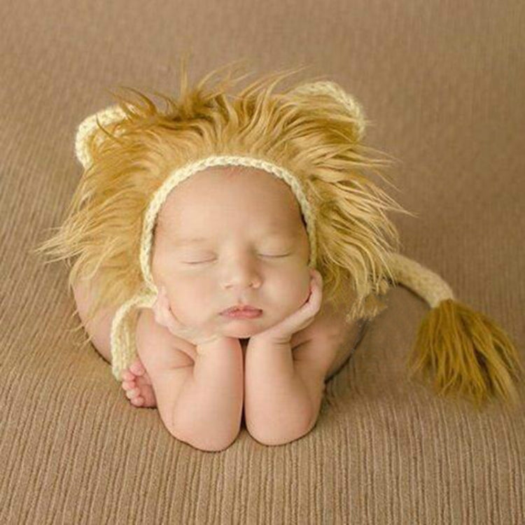 Adorable Newborn Lion Hat and Tail Set for 0-2 Month Photoshoots