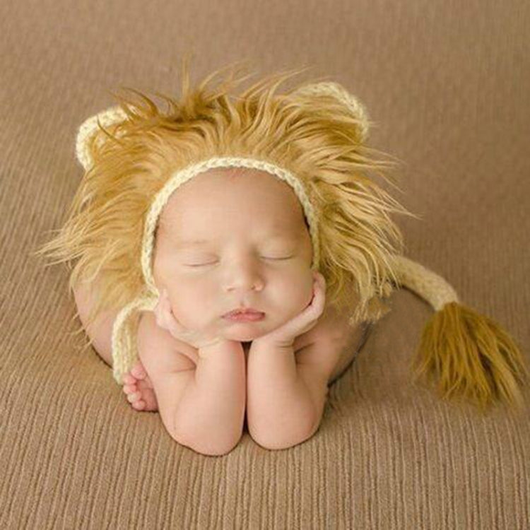 Adorable Newborn Lion Hat and Tail Set for 0-2 Month Photoshoots